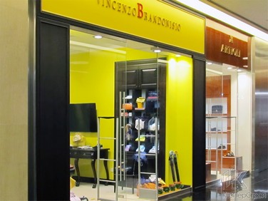 Бутики Artioli и Vincenzo Brandonisio